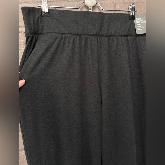 Gap NWT Tech Jersey Gray Jogger XL tall - Picture 3 of 10
